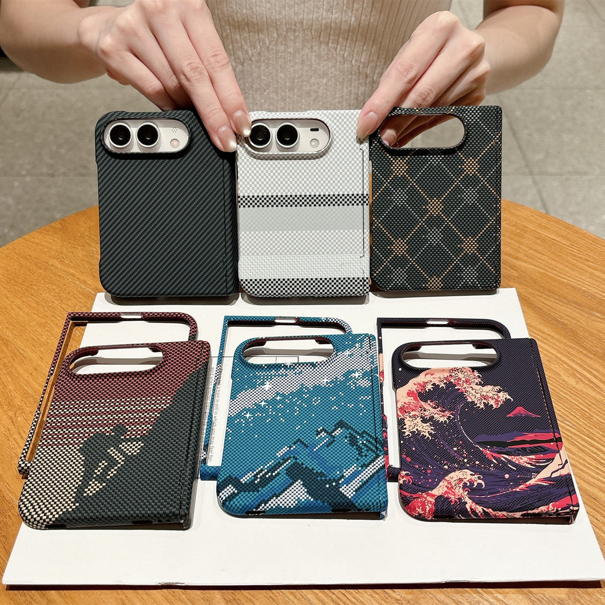 Carbon-Fibre Pattern Magnetic Phone Case