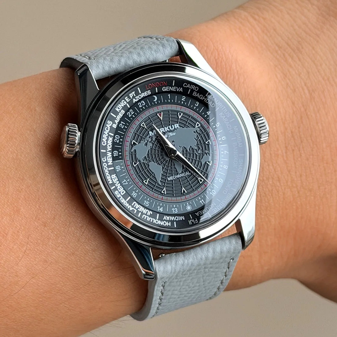 Merkur Men's Dual Crown Calendar Week Watch – Manual, Retro 38mm