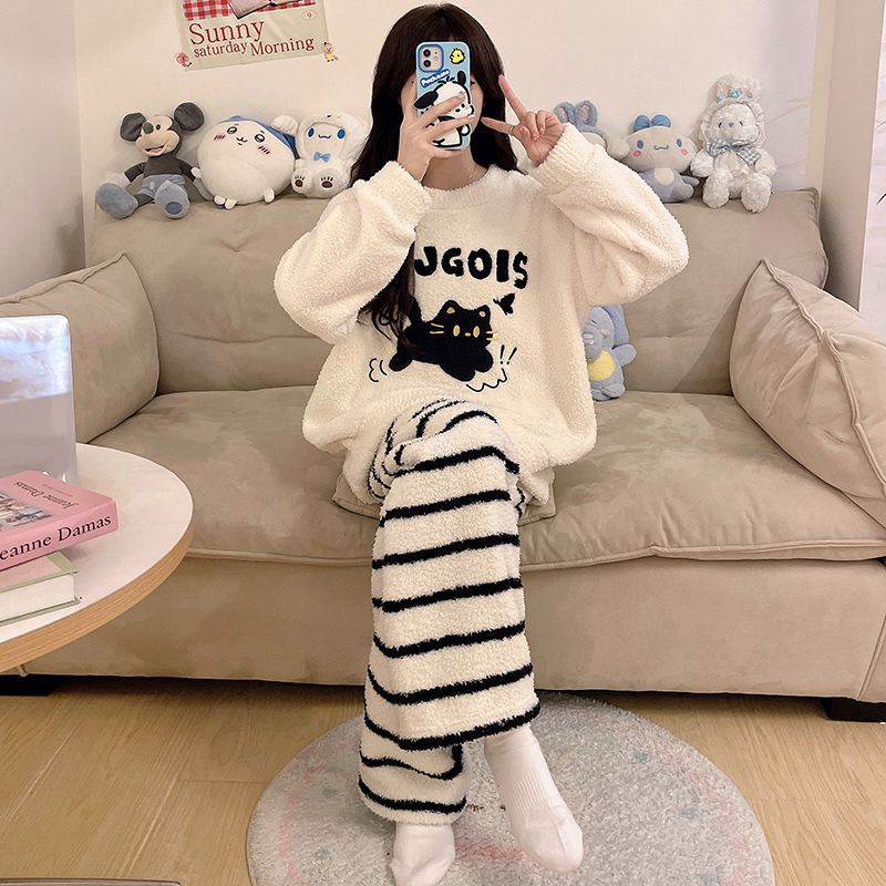 Women's Kitten Print Pyjama Suit — Thick Coral Velvet Fleece Loungewear