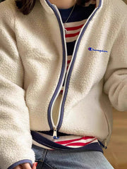 Women's Shearling Stand-Collar Jacket — Cosy Zip-Up Winter Coat, Cream