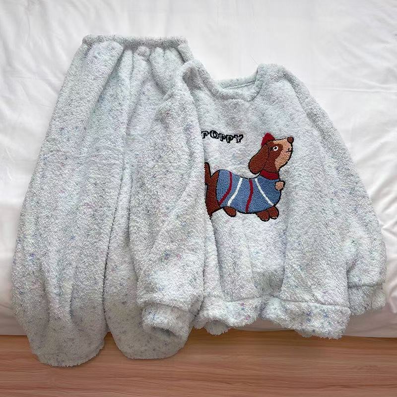 Women's Coral Fleece Pyjama Set — Warm Flannel Winter Loungewear