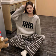Women's Kitten Print Pyjama Suit — Thick Coral Velvet Fleece Loungewear