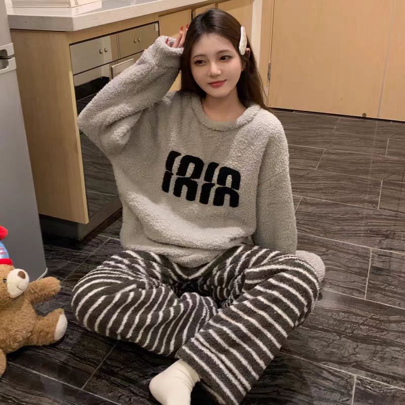 Women's Kitten Print Pyjama Suit — Thick Coral Velvet Fleece Loungewear - photo 18