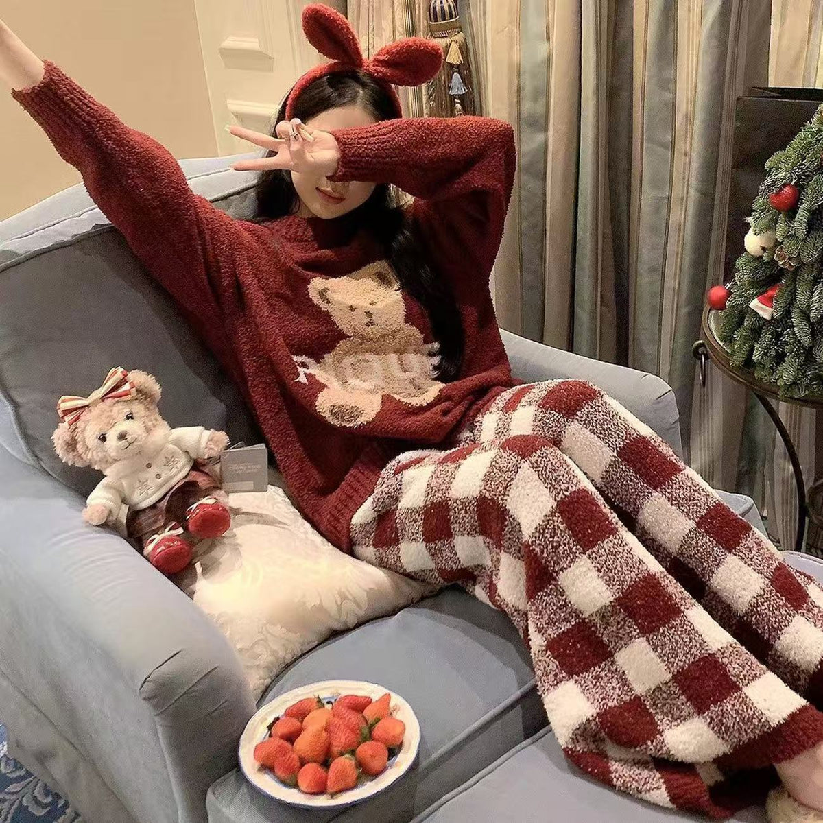 Women's Coral Fleece Pyjama Set — Warm Flannel Winter Loungewear