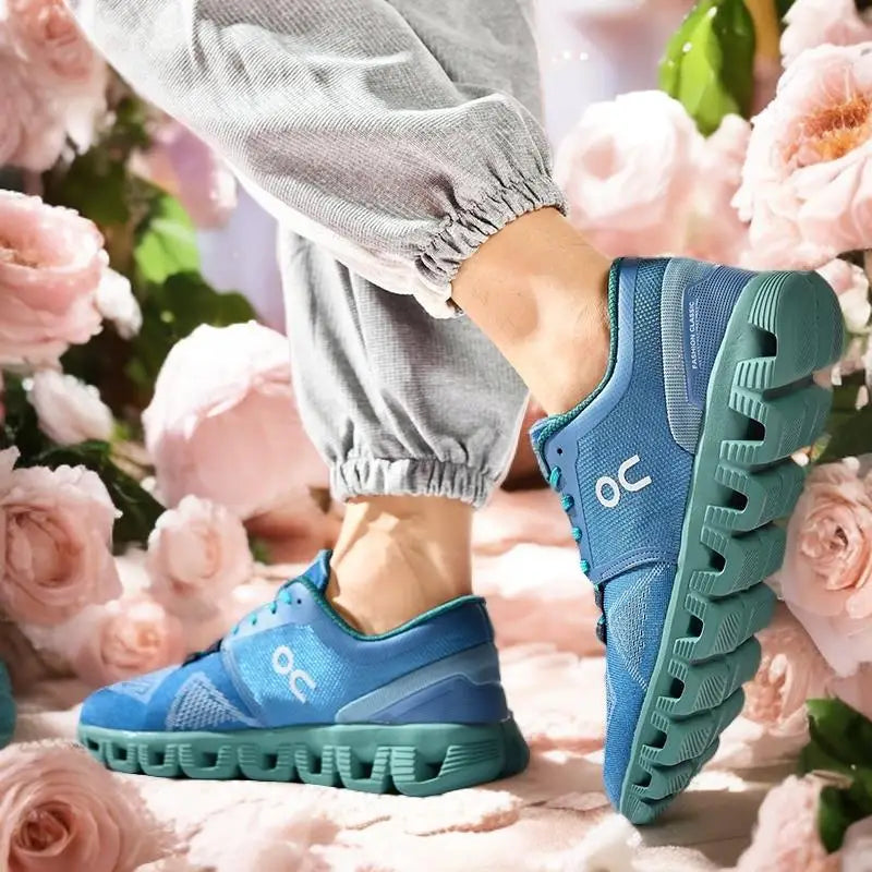 Spring and Autumn New Versatile Cool Running Youth Outdoor Sports Running Shoes Low Top Lace-up Casual Couple Shoes