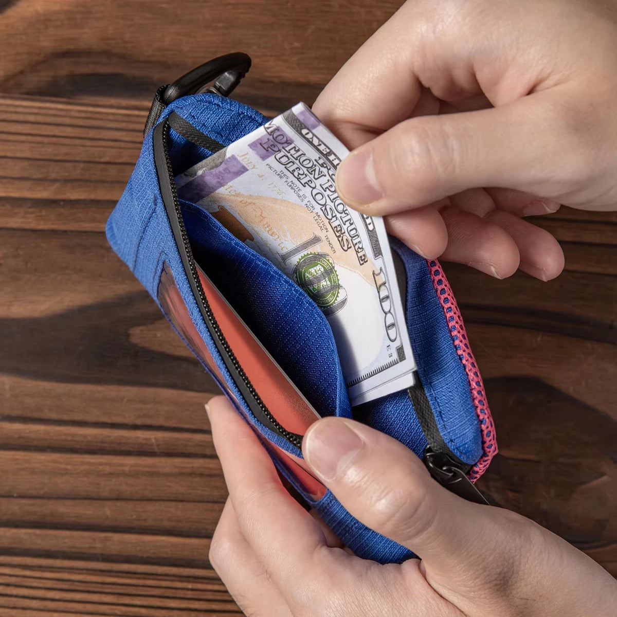 Minimalist RFID-Blocking Wallet – Water-Resistant Zip Case with Lanyard