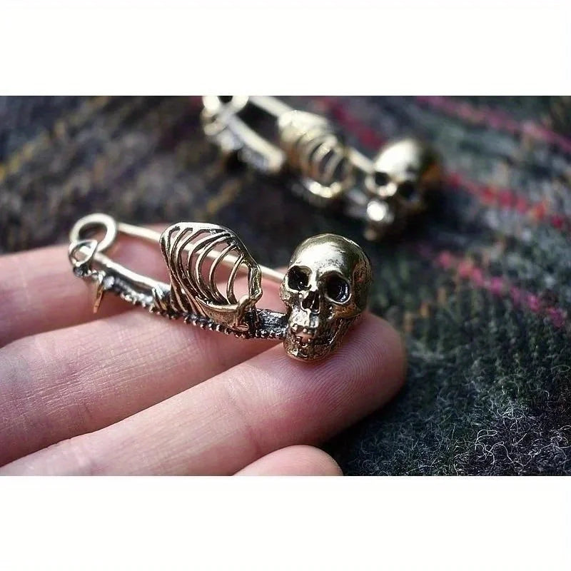 2-Pack Gothic Skull Brooch Pins – Vintage Safety Pin for Jackets & Scarves