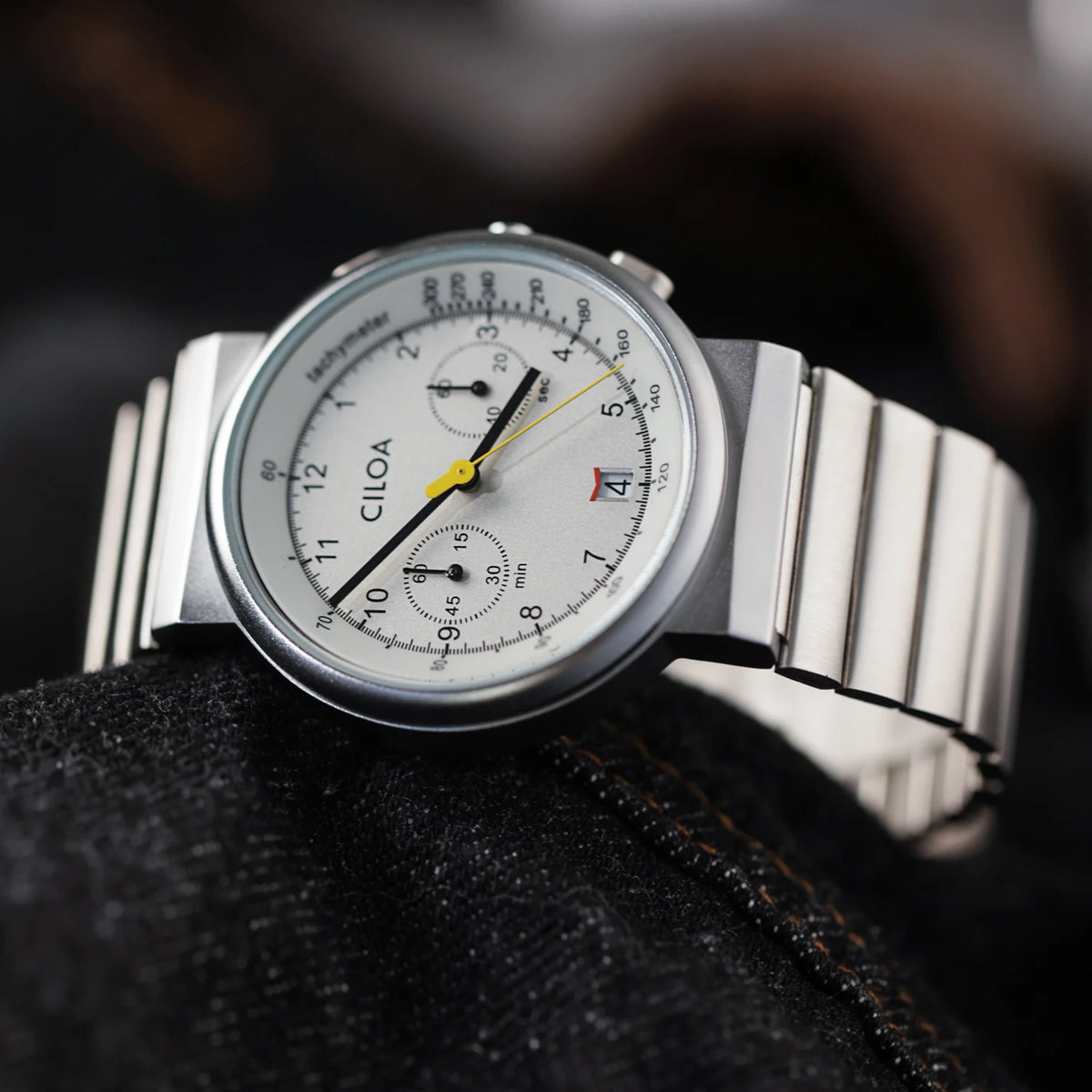 CILOA Quartz Watch with Leather Strap
