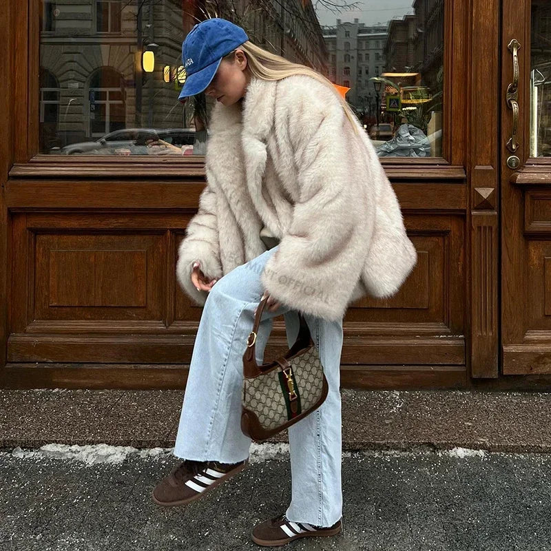 Neo Mint Women's Oversized Faux Fur Coat – Gradient Fluffy Winter Jacket