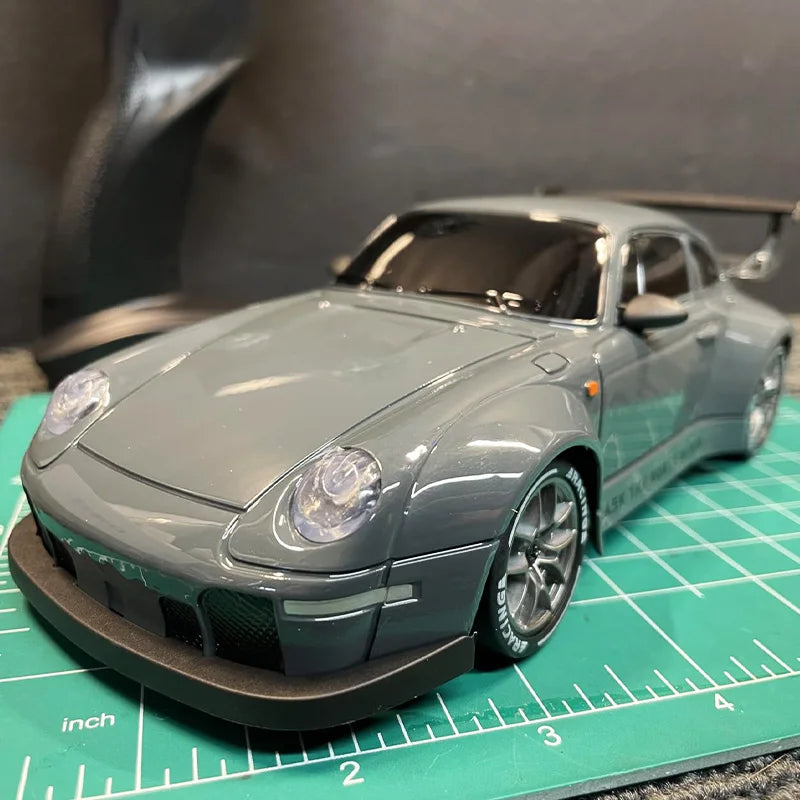 1:24 RC Drift Car – 4WD Remote Control Car, 20km/h with LED Lights