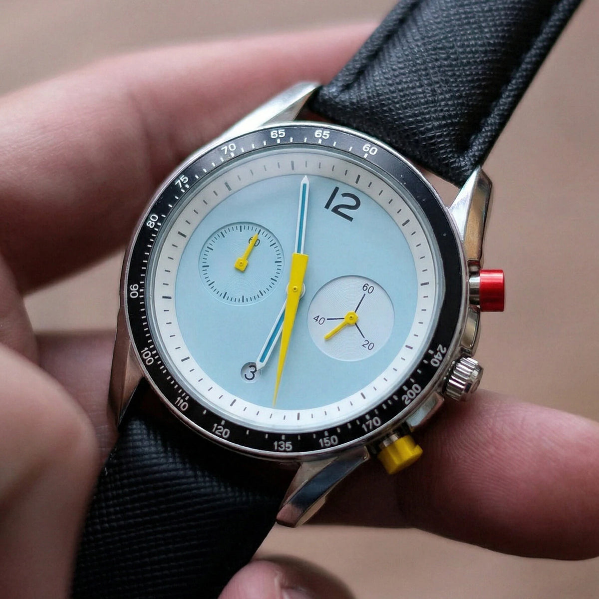 CILOA Quartz Watch with Leather Strap